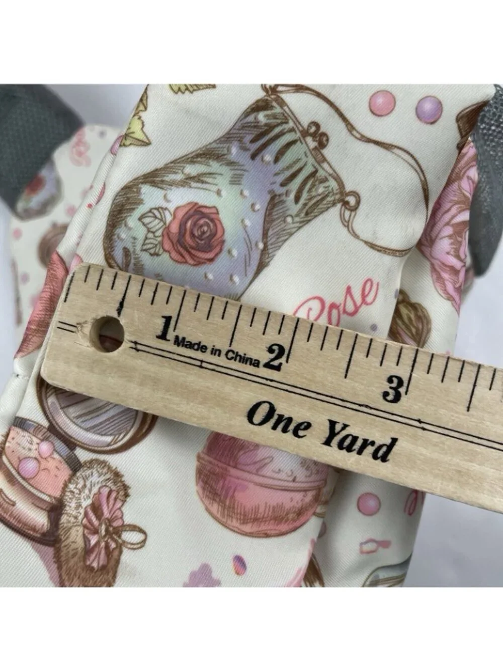 ZOMAKE Sling Backpack Crossbody Bag Travel Rose Cosmetics Perfume Print